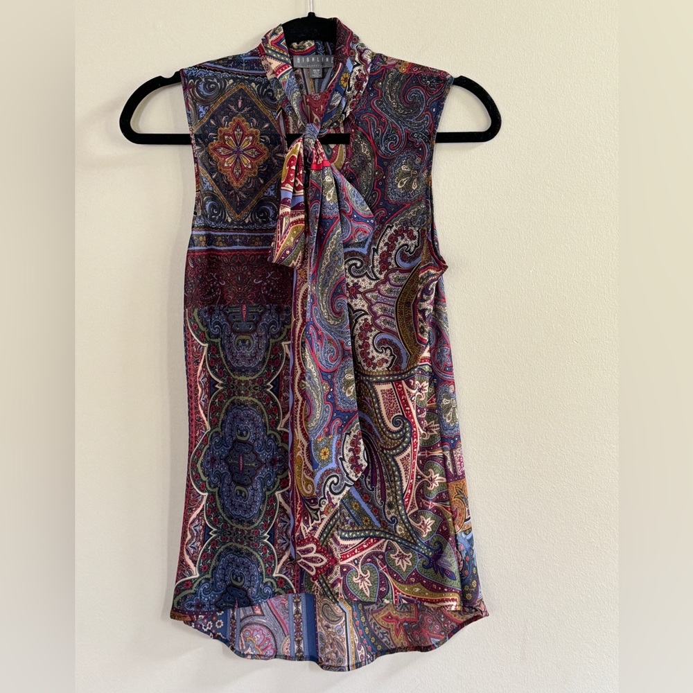 Highline Short Sleeved Tunic blouse